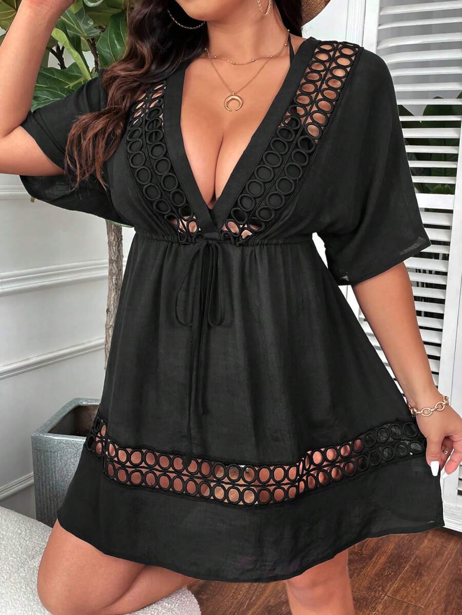 Saída de Praia com Vazado Plus Size