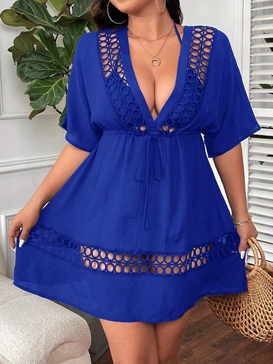 Saída de Praia com Vazado Plus Size