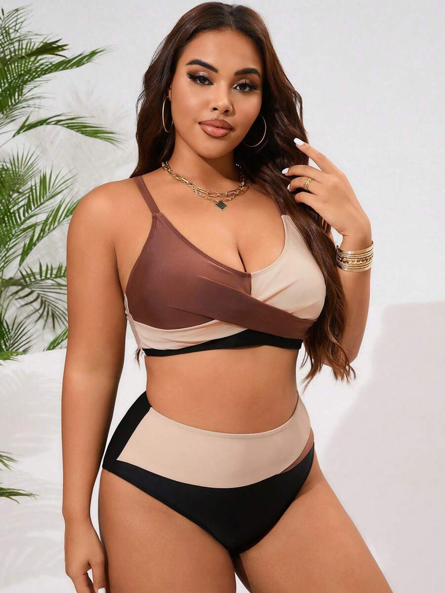 Biquíni Plus Size Color Block Elegance