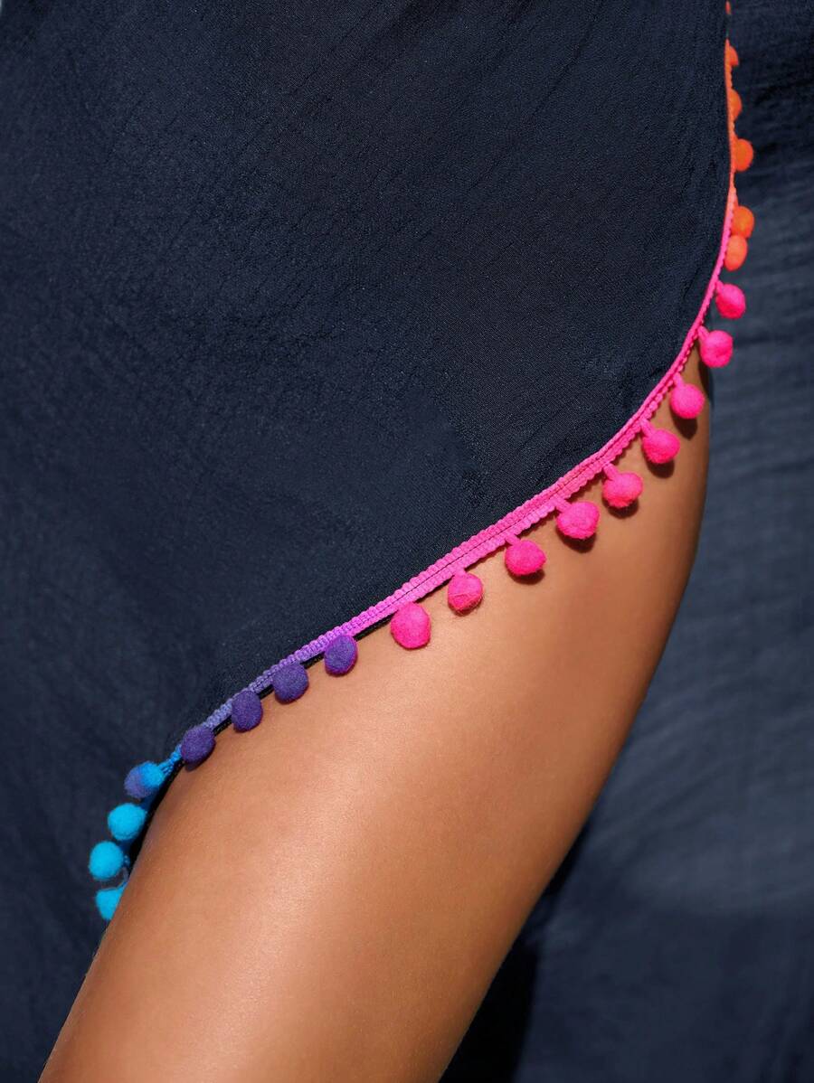 Saída de Praia Assimétrica com Detalhes Coloridos