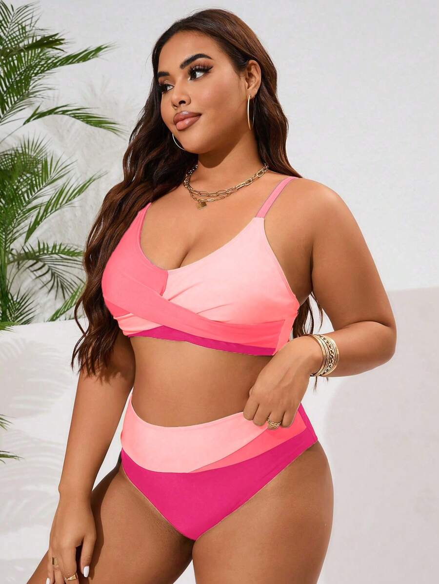 Biquíni Plus Size Color Block Elegance