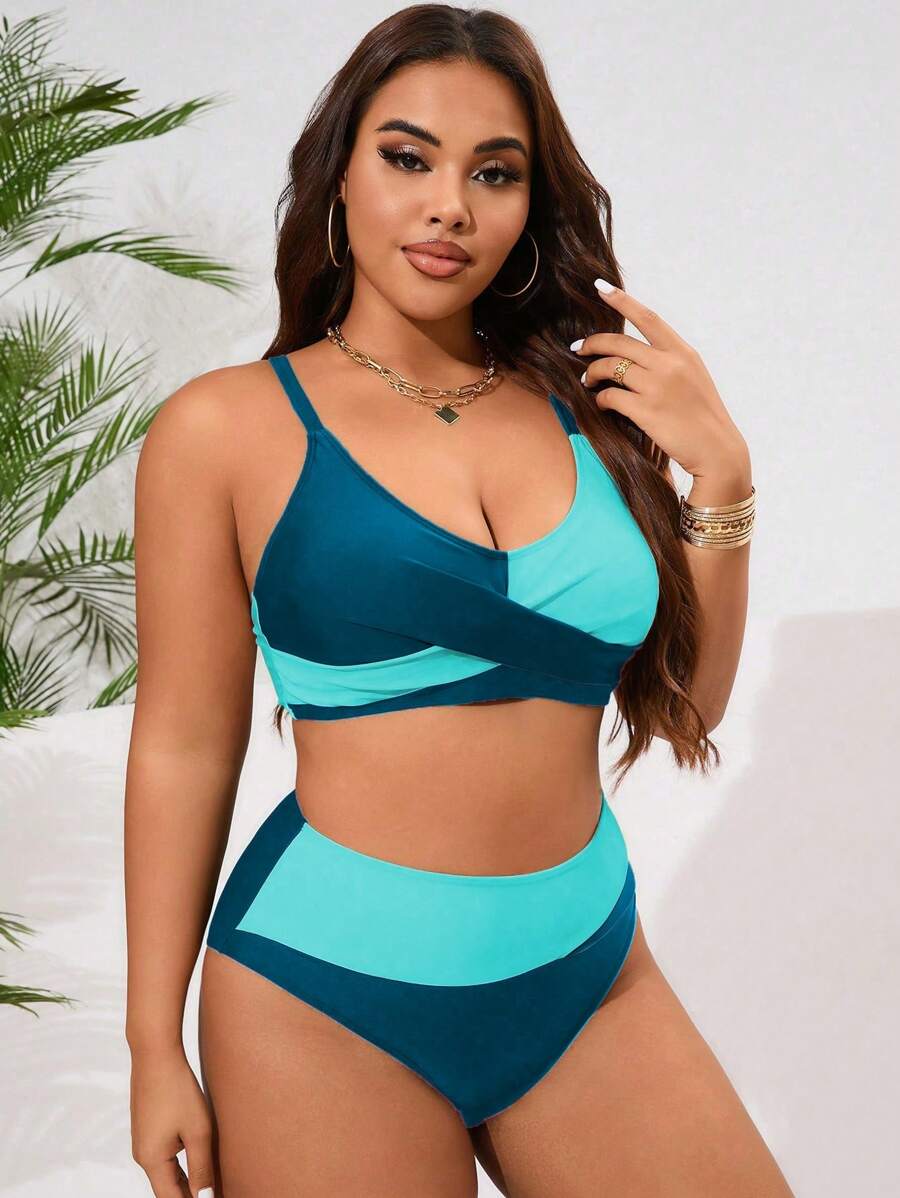 Biquíni Plus Size Color Block Elegance
