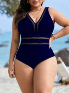 Maiô Plus Size com Detalhes Vazados