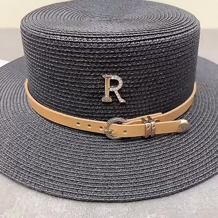 Chapéu Panamá com Detalhe de Fivela